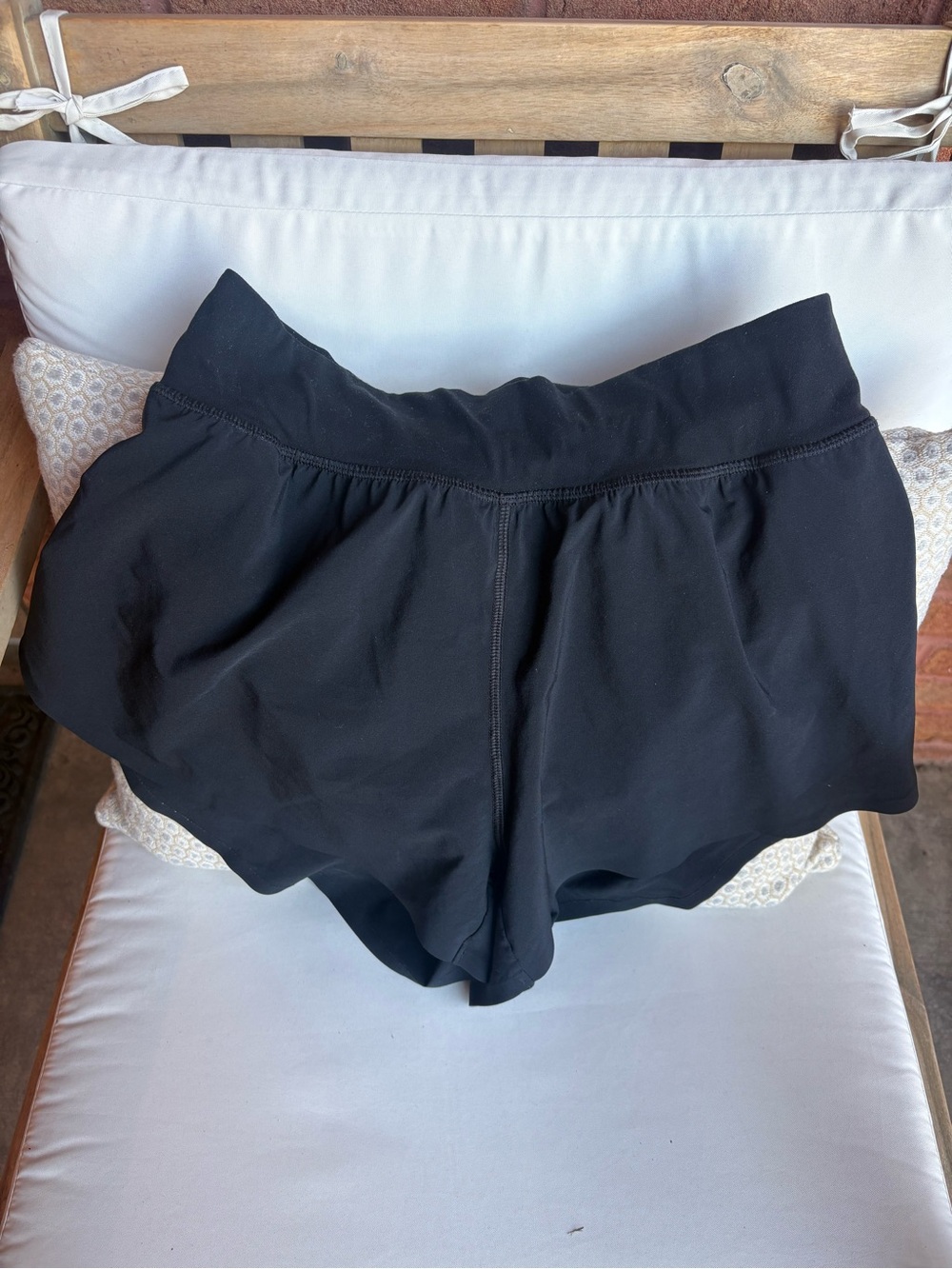CRZ Yoga Dolphin/Split Hem Running Shorts Size Small